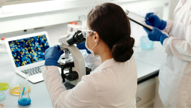 Girls Day at the LIR - female students gain insights into resilience research